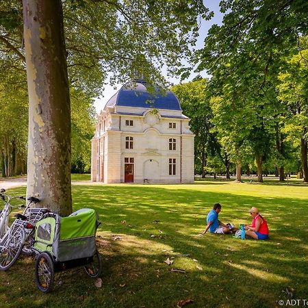 Gite Le Petit Puits A Ришельё Экстерьер фото